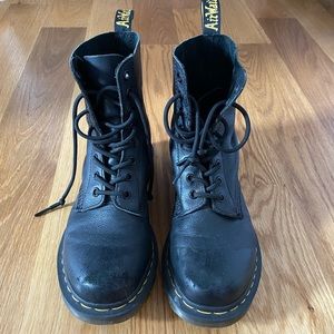Dr. Martens 1460 Women’s Black Leather Lace Up Boots
.